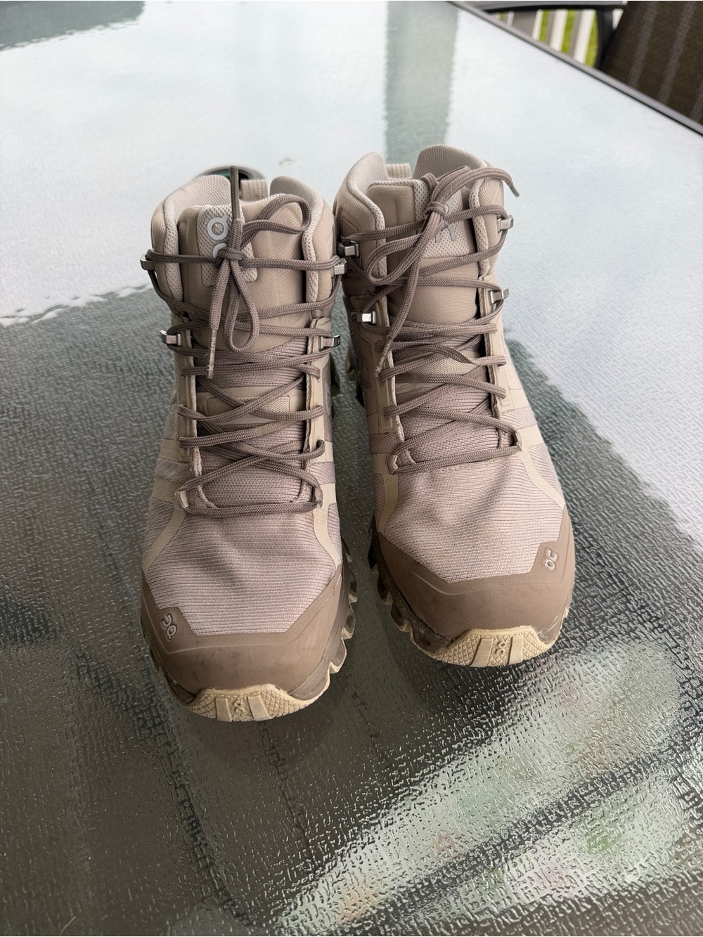 On Cloud Cloudrock Hiking Boots in Beige 7.5W